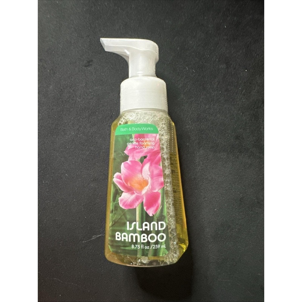 Bath & Body Works Island Bamboo Anti-bacterial  Gentle Foaming Hand Soap